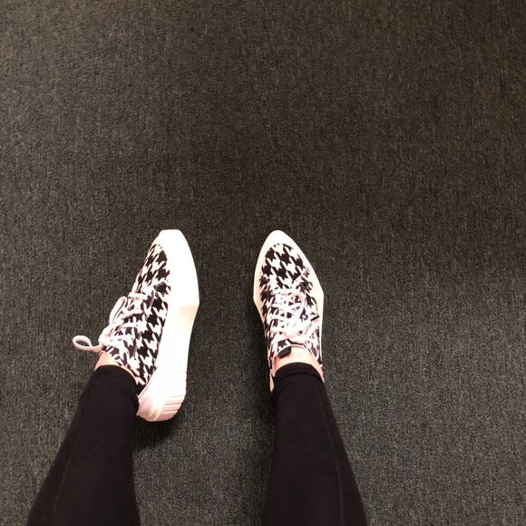 Adidas Sleek Hypersleek  Houndstooth pattern shoes - Picture 4 of 4